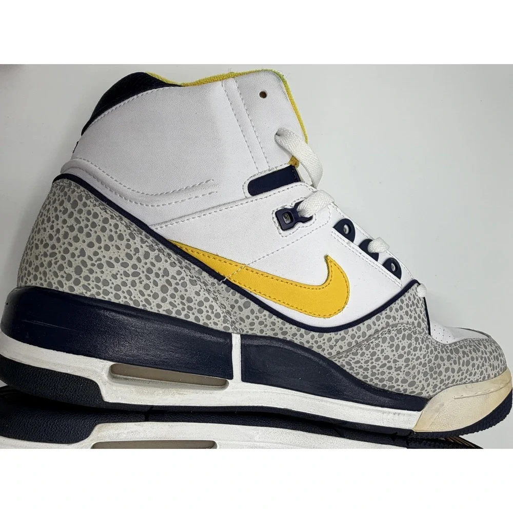 Nike Air Assault White Elephant Yellow Navy 315064-171 Mens Sz 12 No Box